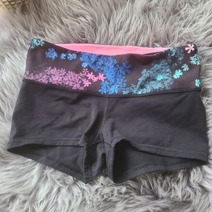 Lululemon Boogie Short - 6
